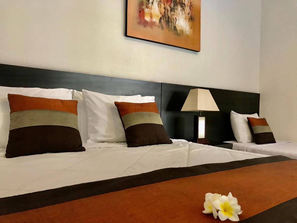 The Celuk Homestay Jimbaran Eksteriør bilde
