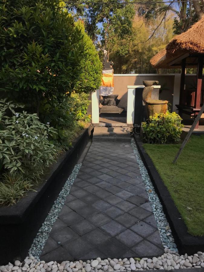The Celuk Homestay Jimbaran Eksteriør bilde
