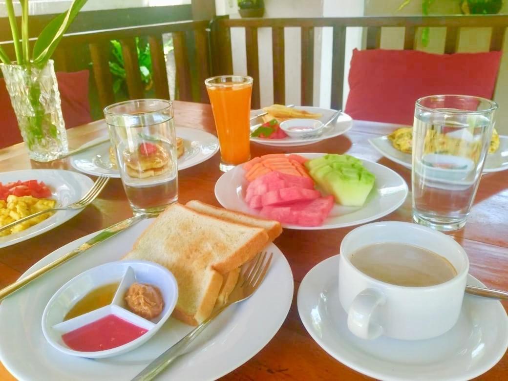 The Celuk Homestay Jimbaran Eksteriør bilde