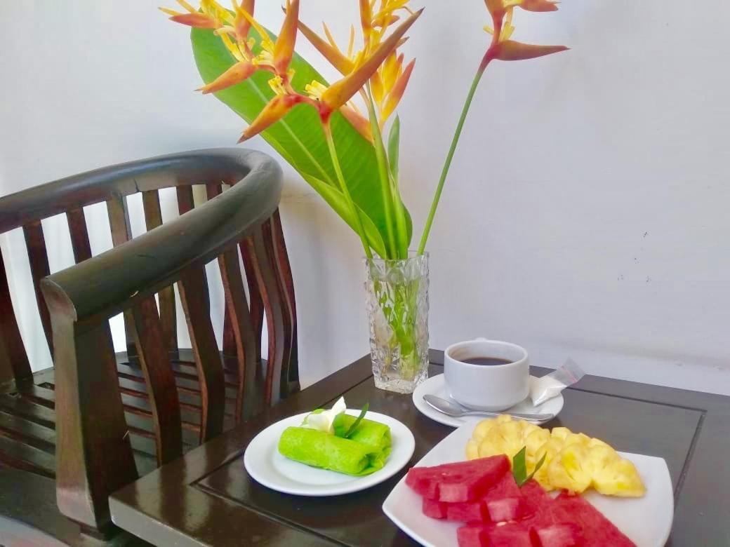 The Celuk Homestay Jimbaran Eksteriør bilde