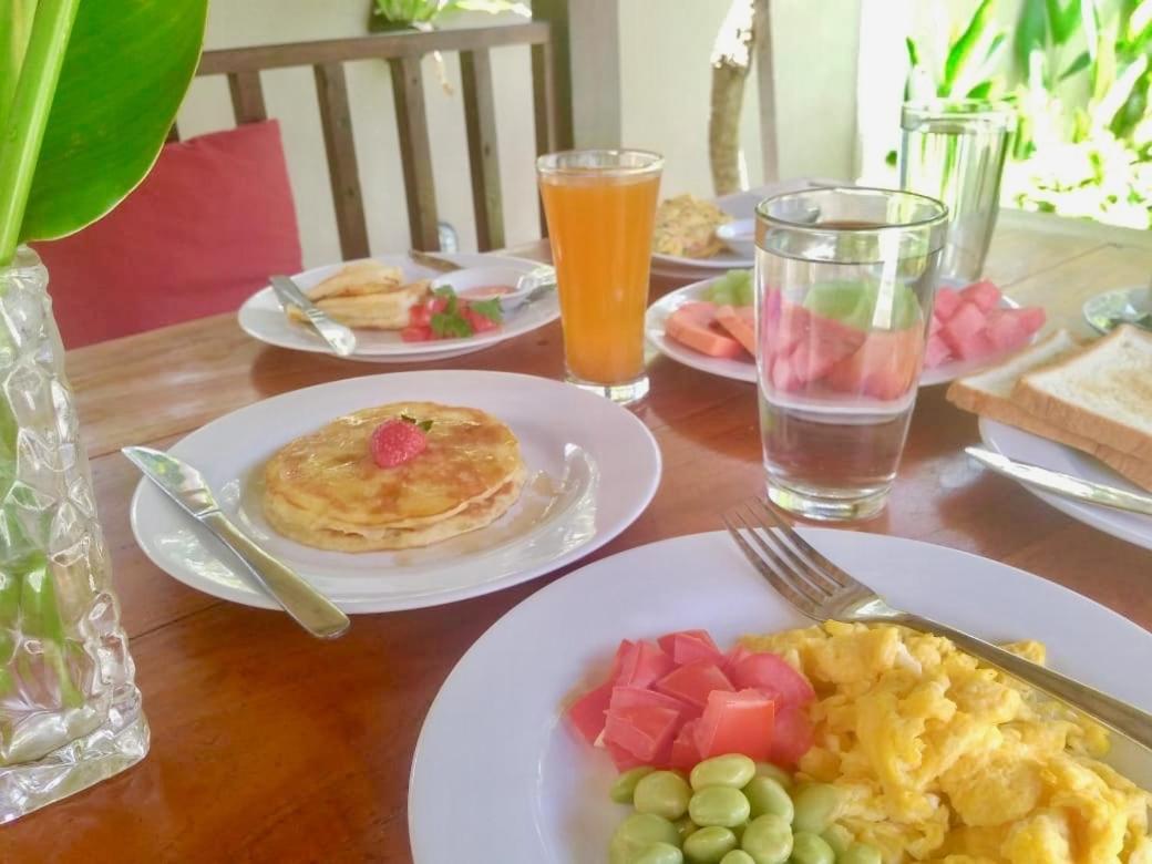 The Celuk Homestay Jimbaran Eksteriør bilde